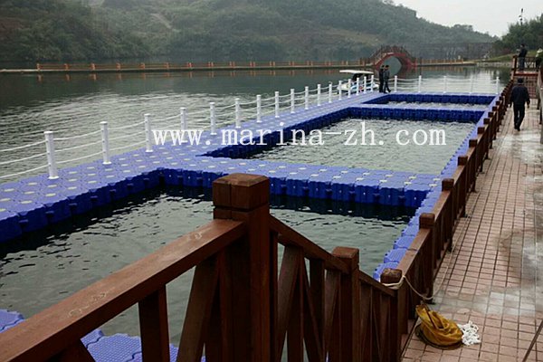 养殖网箱 水上浮筒 浮桥 广州中航水上设施建造有限公司