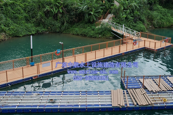 水上栈道 水上浮桥 景观浮桥 浮筒栈道